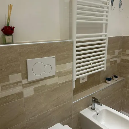 Casa Conchiglia 6 Ospiti 5 Minuti A Piedi Da Mare, Centro E Stazione Comfort Completo Appartement *