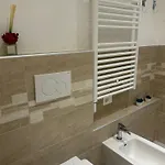 Casa Conchiglia 6 Ospiti 5 Minuti A Piedi Da Mare, Centro E Stazione Comfort Completo 公寓 *