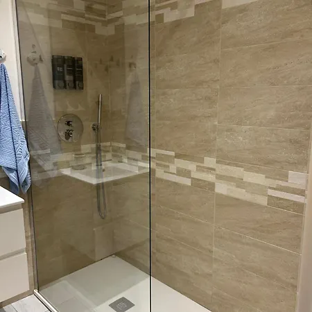 Casa Conchiglia 6 Ospiti 5 Minuti A Piedi Da Mare, Centro E Stazione Comfort Completo Apartmán